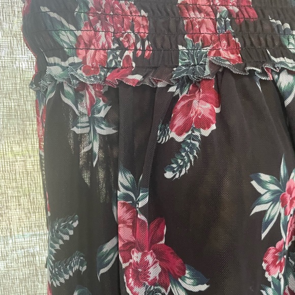 A+A Collection floral print off shoulder blouse NWT - Picture 3 of 5